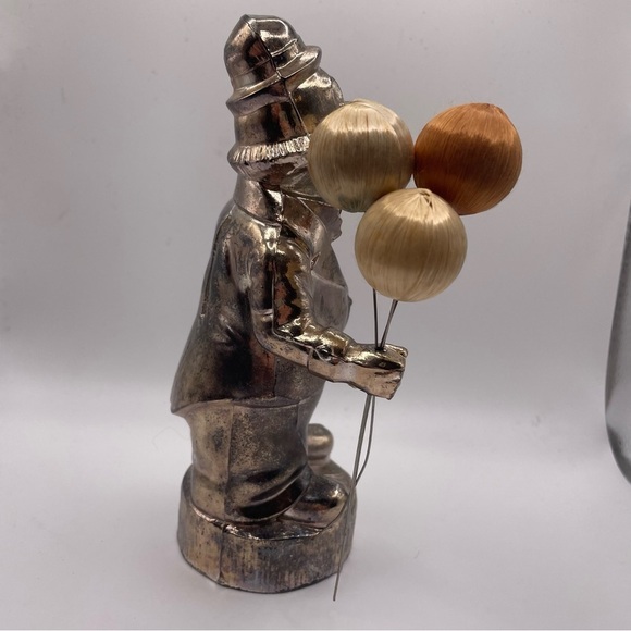Vintage silver-plated Leonard the Clown bank. Pre-owned. 3 silk covered balloon - Picture 5 of 9